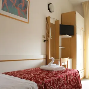 Otel Clara